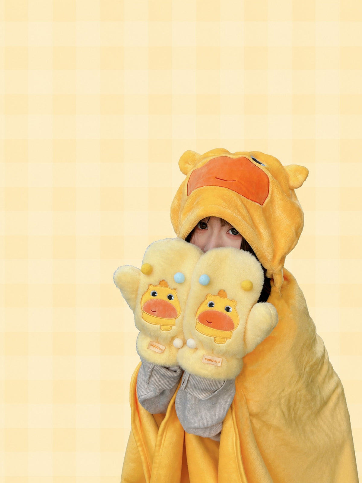 Officially Licensed Capybara Lulu Happy Lulu Plush Gloves (19 x 23 cm / 7.5 x 9.1 in)