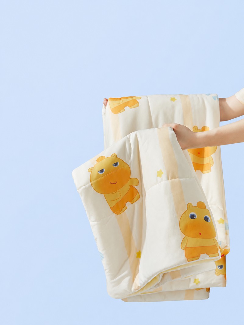 Officially Licensed Yancang Capybara Lulu Cooling Jelly Throw Blanket